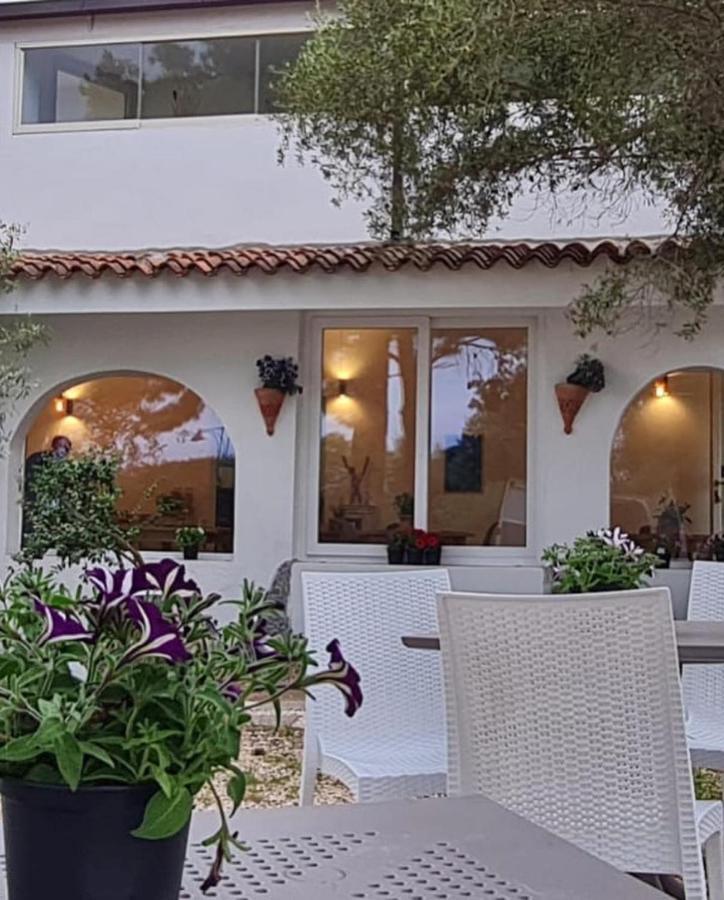 Il Salice B&B Olbia Exterior foto